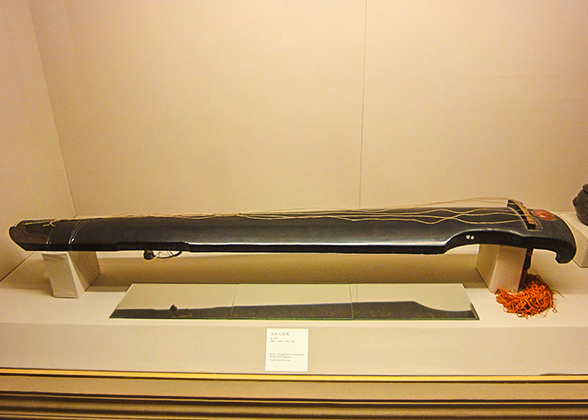 Seven-String Guqin