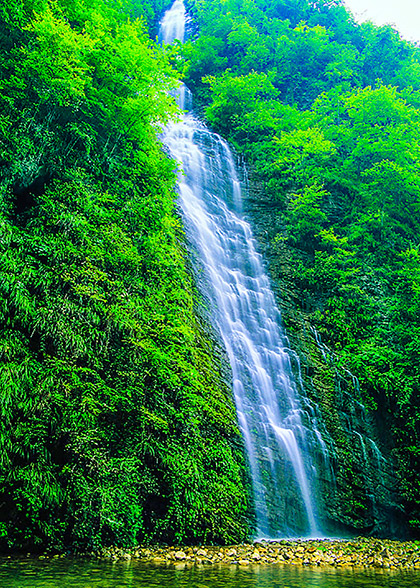 Mengdong River Waterfall