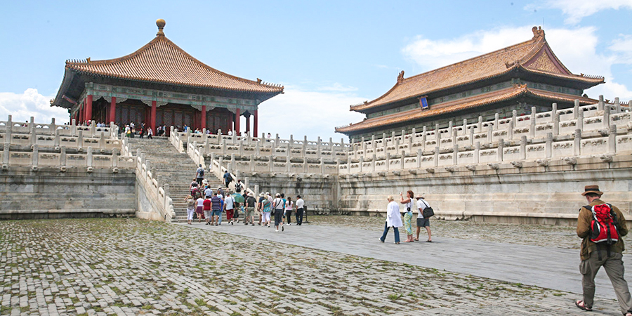 Water Absorption Ability of the Ground in Forbidden City