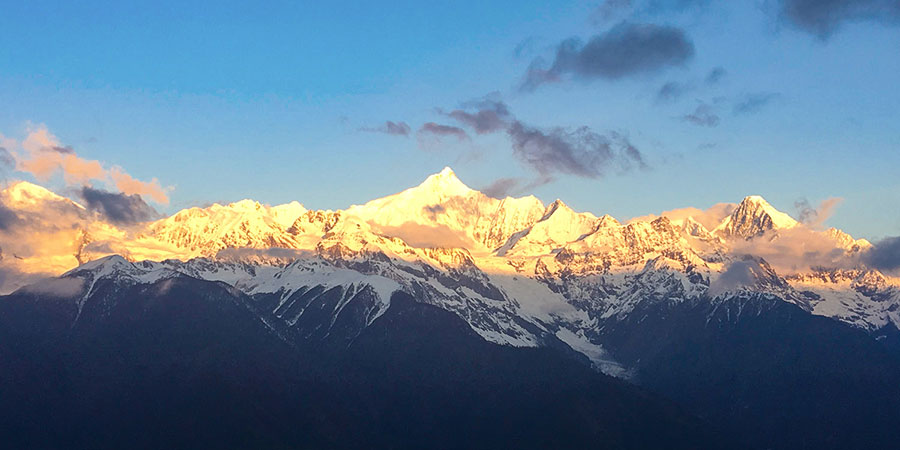 Sunrise of Jade Dragon Snow Mountain