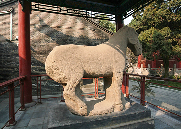 Stone Horse, Daxia