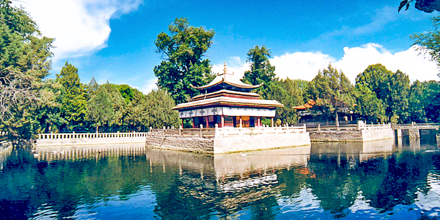 Norbulingka, Lhasa