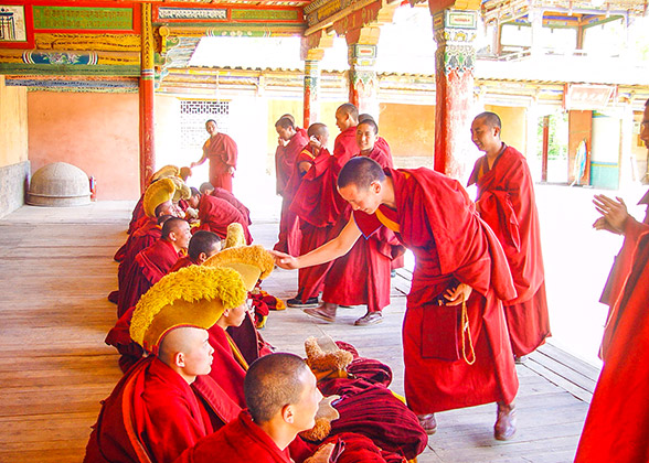 Monks in Guanghui Temple