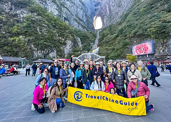 Our Guests in Tianmenshan, Zhangjiajie