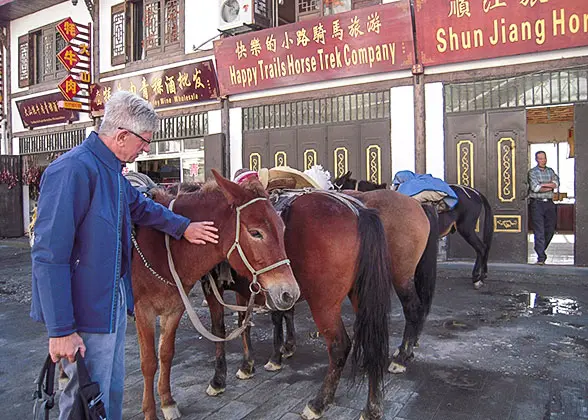 Horse Trekking Tour in Sonpan