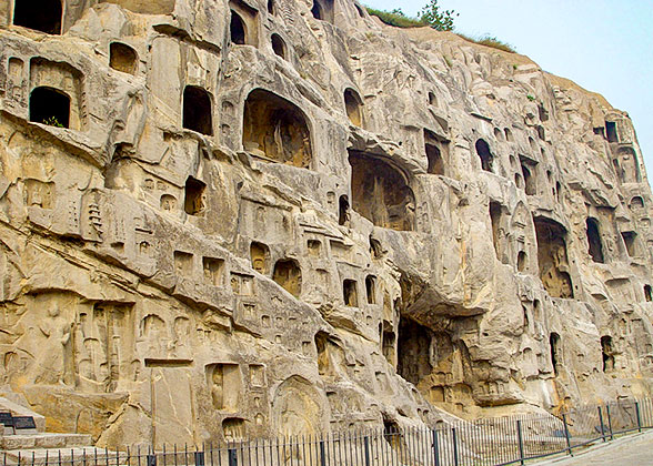 Longmen Grottoes, Luoyang